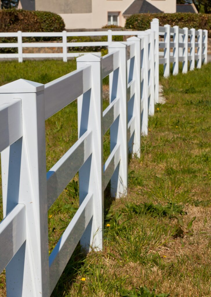 Country White Plastic Fence